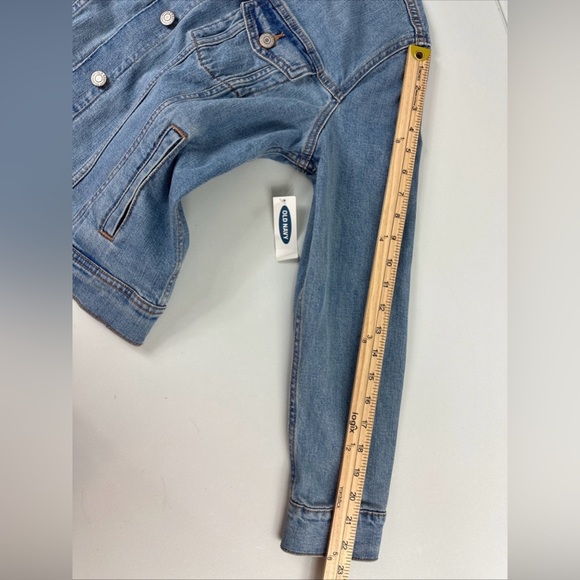 NWT Old Navy Denim Jacket Womens Sz M Blue Jeans Trucker Light Wash - Picture 8 of 8